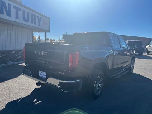 Used 2024 GMC Sierra 1500 SLT w/ SLT Convenience Package AWD/4WD image 13
