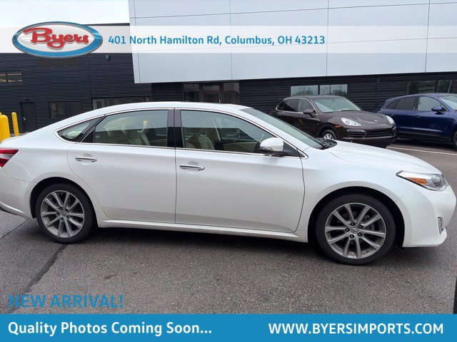 Used 2015 Toyota Avalon XLE Touring FWD image 1