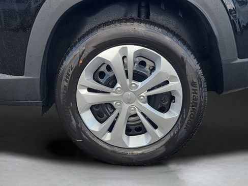 New 2026 Chevrolet Trax LS FWD image 11