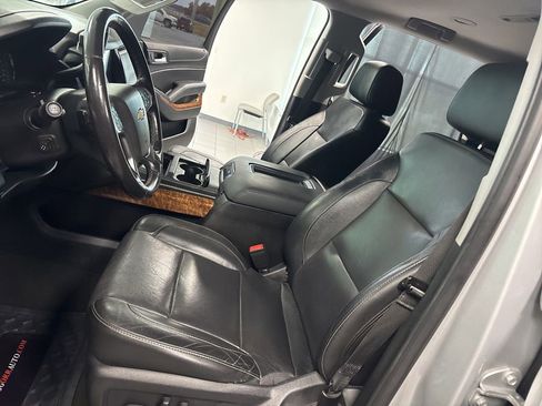 Used 2018 Chevrolet Tahoe Premier AWD/4WD image 37