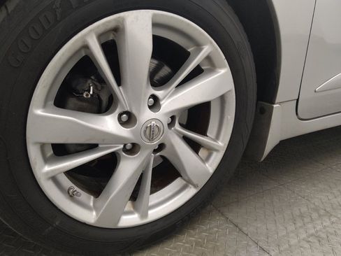 Used 2015 Nissan Altima 2.5 SV w/ Convenience Package FWD image 31