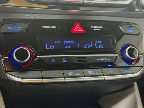 Used 2017 Hyundai Ioniq SEL image 17