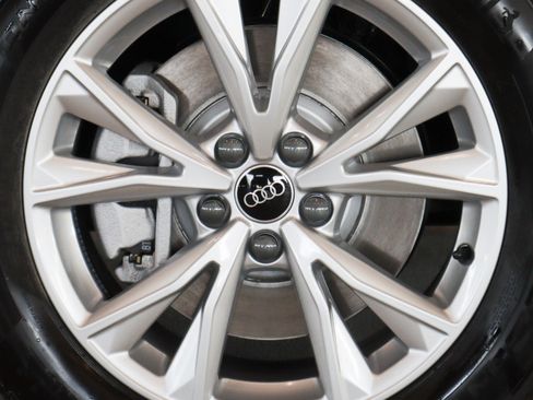 New 2025 Audi Q3 2.0T Premium image 7