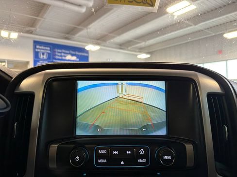 Used 2017 GMC Sierra 1500 SLT AWD/4WD image 9