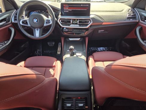 Used 2025 BMW X4 xDrive30i image 13