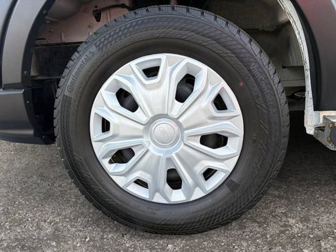 Used 2025 Ford Transit 250 Low Roof w/ Exterior Upgrade Package RWD image 13