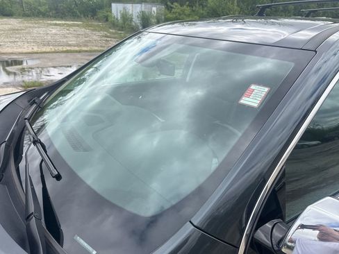 Used 2018 Chevrolet Traverse LT w/ LPO, Floor Liner Package FWD image 4