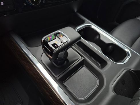 Used 2025 GMC Sierra 1500 Elevation w/ Elevation Premium Package image 32