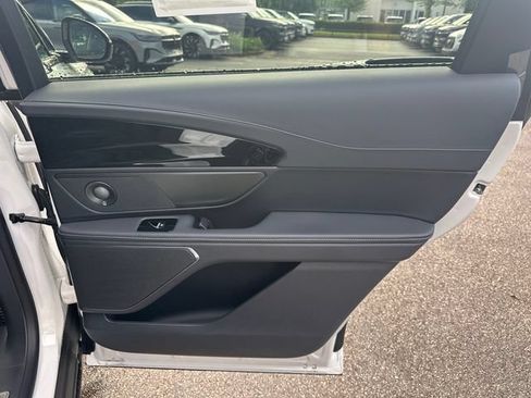 New 2026 Lincoln Nautilus Premier w/ Equipment Group 102A AWD/4WD image 17