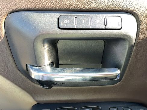 Used 2015 GMC Sierra 1500 SLT w/ SLT Crew Cab Value Package image 16