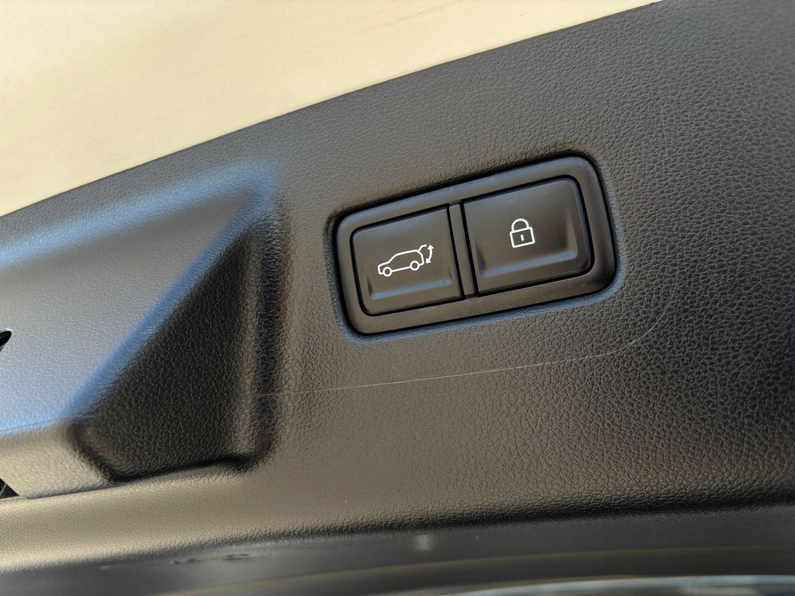 Used 2026 Hyundai Santa Fe SEL FWD image 22