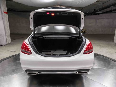 Used 2018 Mercedes-Benz C 300 Sedan image 33