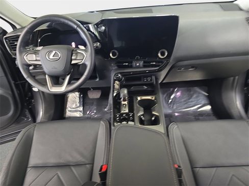 Certified 2025 Lexus NX 350 AWD w/ Luxury Package image 9