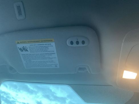 Used 2024 Ford Edge SEL w/ Convenience Package image 18