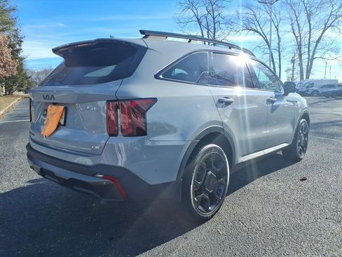 Used 2025 Kia Sorento SX Prestige image 2