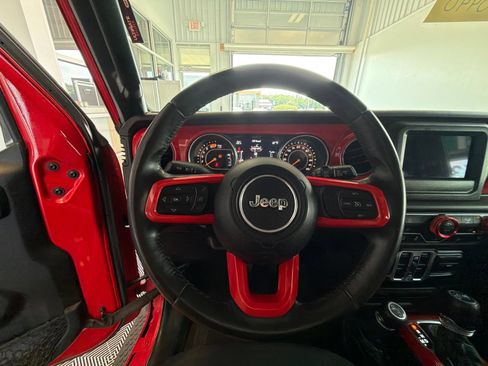 Used 2018 Jeep Wrangler Unlimited Sport S AWD/4WD image 16