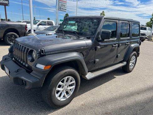 Used 2023 Jeep Wrangler Unlimited Sport AWD/4WD image 5