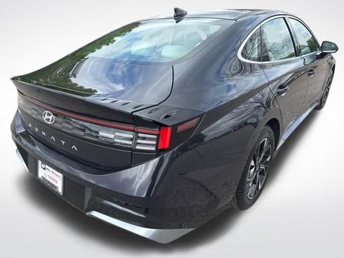 Used 2025 Hyundai Sonata SEL FWD image 5