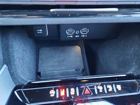 New 2025 Jeep Wagoneer Series II w/ Convenience Group I image 32