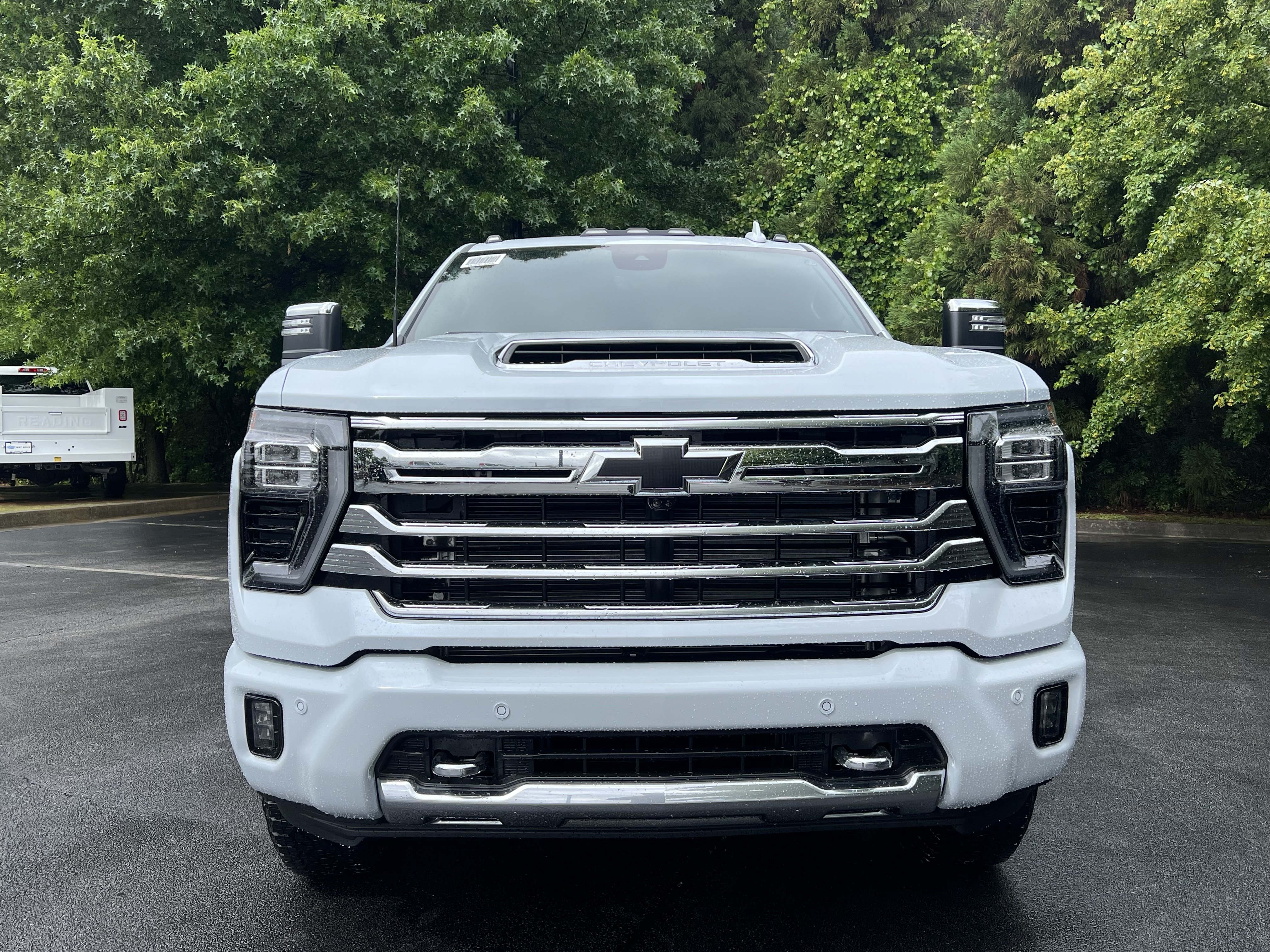 New 2026 Chevrolet Silverado 2500 High Country w/ High Country Premium Package AWD/4WD image 3