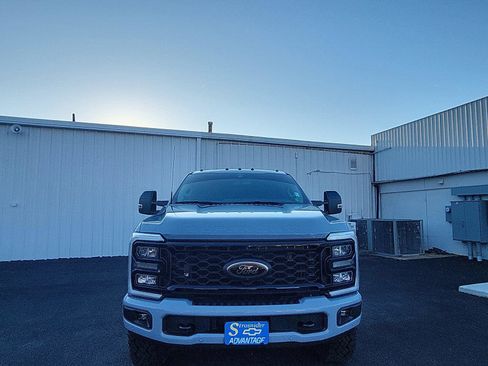 Used 2025 Ford F250 Lariat w/ Lariat Ultimate Package image 8