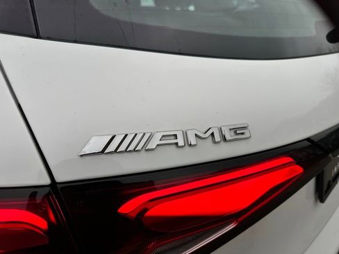 Used 2025 Mercedes-Benz GLC 43 AMG 4MATIC image 14