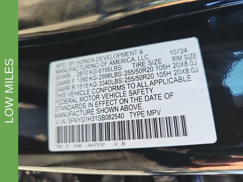 Used 2025 Honda Pilot Sport image 42