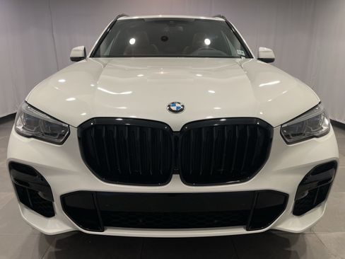 Certified 2023 BMW X5 xDrive40i w/ Executive Package image 2