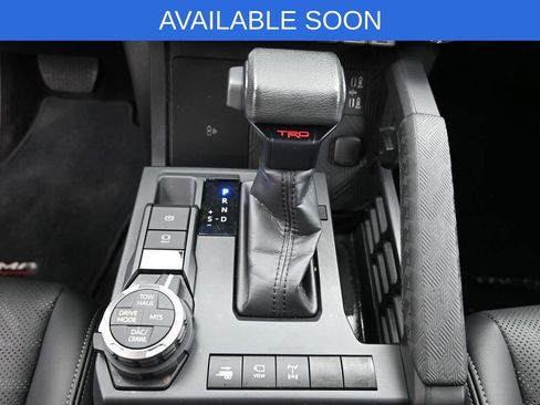 Used 2024 Toyota Tacoma TRD Off-Road w/ TRD Off Road Premium Package image 28