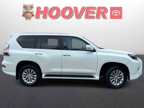 Used 2022 Lexus GX 460 Premium w/ Premium Package AWD/4WD image 2