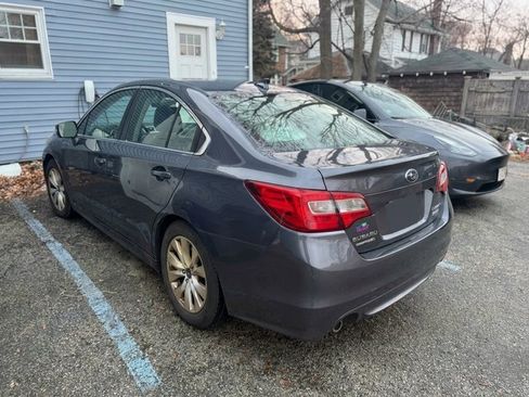 Used 2017 Subaru Legacy 2.5i Premium image 3