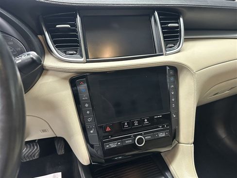 Used 2019 INFINITI QX50 Essential w/ Premium Heat Package AWD/4WD image 23