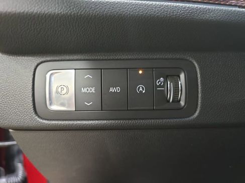 New 2026 Chevrolet Traverse Z71 w/ Enhanced Driving Package AWD/4WD image 30