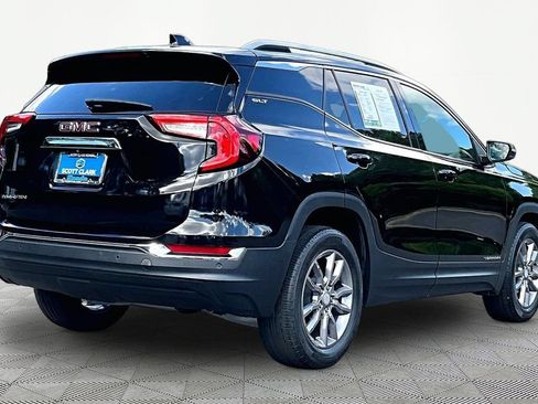 Used 2023 GMC Terrain SLT w/ LPO, Floor Liner Package FWD image 5