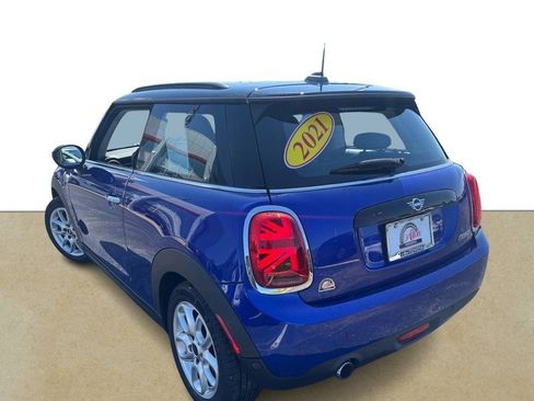 Used 2021 MINI Cooper 2-Door Hardtop w/ 6.5" Touchscreen Package FWD image 6