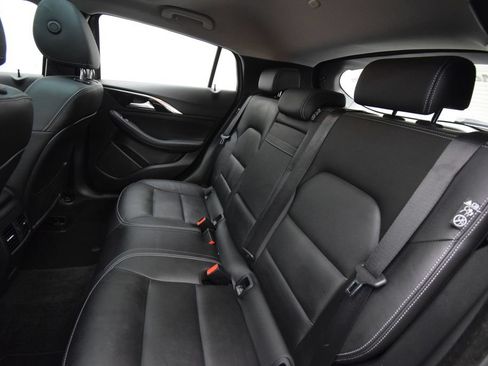 Used 2018 INFINITI QX30 Premium w/ Navigation Package AWD/4WD image 24