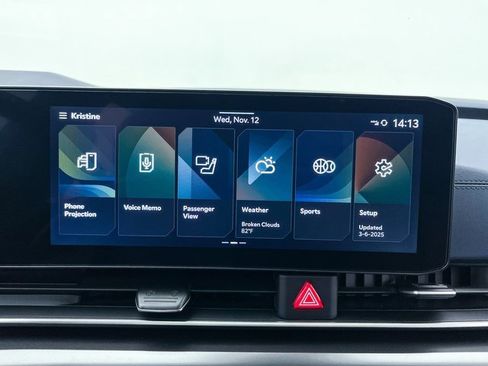 Used 2025 Kia Carnival SX Prestige image 26