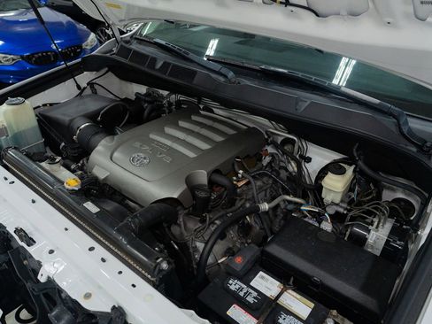 Used 2010 Toyota Sequoia Limited image 60