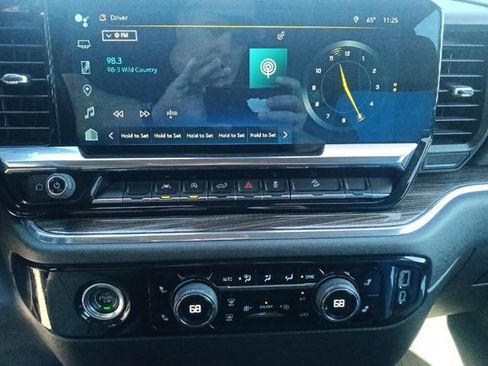 Used 2024 Chevrolet Silverado 1500 LT Trail Boss image 21