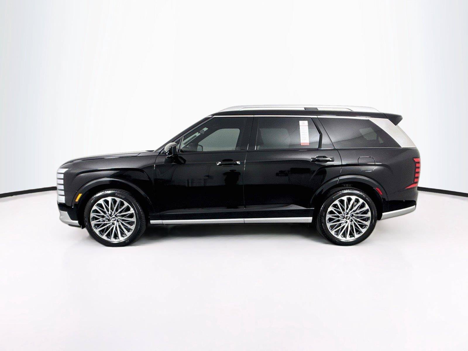 Used 2026 Hyundai Palisade Calligraphy FWD image 14