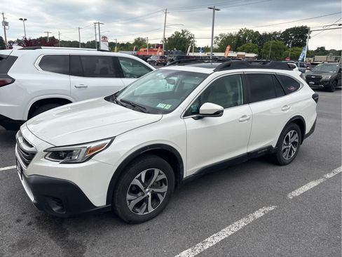 Used 2020 Subaru Outback Limited AWD/4WD image 1