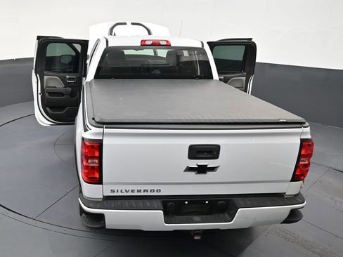 Used 2018 Chevrolet Silverado 1500 Custom w/ Custom Value Package RWD image 32