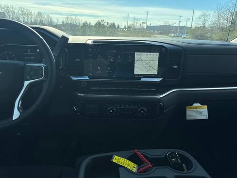 New 2026 Chevrolet Silverado 1500 LT image 19