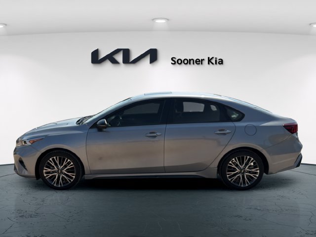 Used 2024 Kia Forte GT-Line w/ GT-Line Premium Package FWD image 3