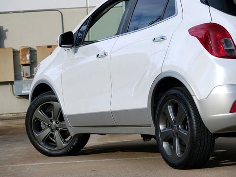 Used 2014 Buick Encore Premium image 32