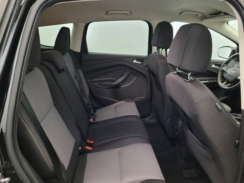Used 2017 Ford Escape SE w/ Equipment Group 201A AWD/4WD image 19