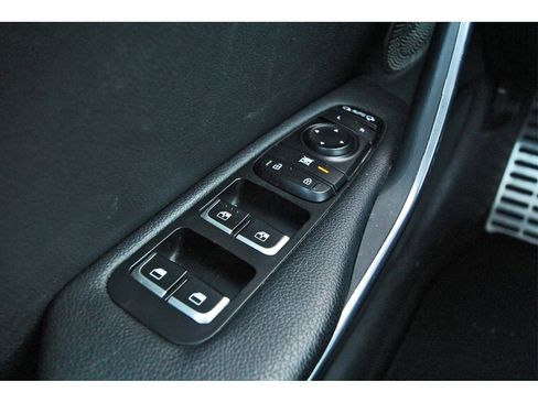 Used 2023 Kia Stinger GT-Line w/ Sun & Sound Package image 20