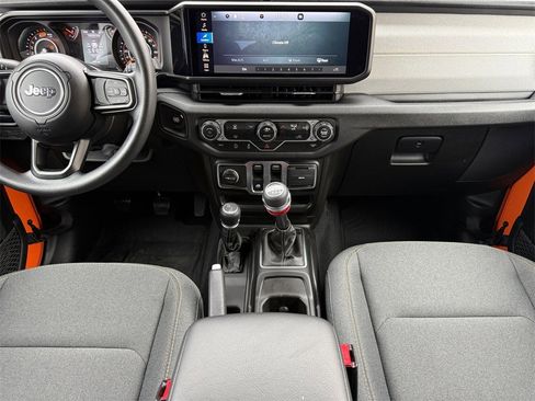 Used 2025 Jeep Wrangler Sport image 10