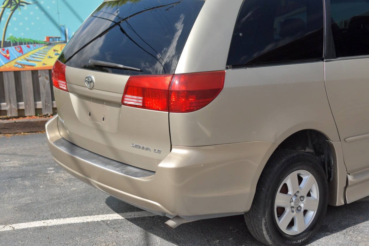 Used 2005 Toyota Sienna LE w/ Assistance Pkg 2 FWD image 31