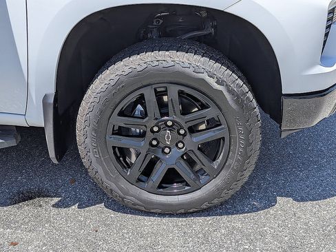 Certified 2025 Chevrolet Silverado 1500 LT Trail Boss w/ Convenience Package II AWD/4WD image 10